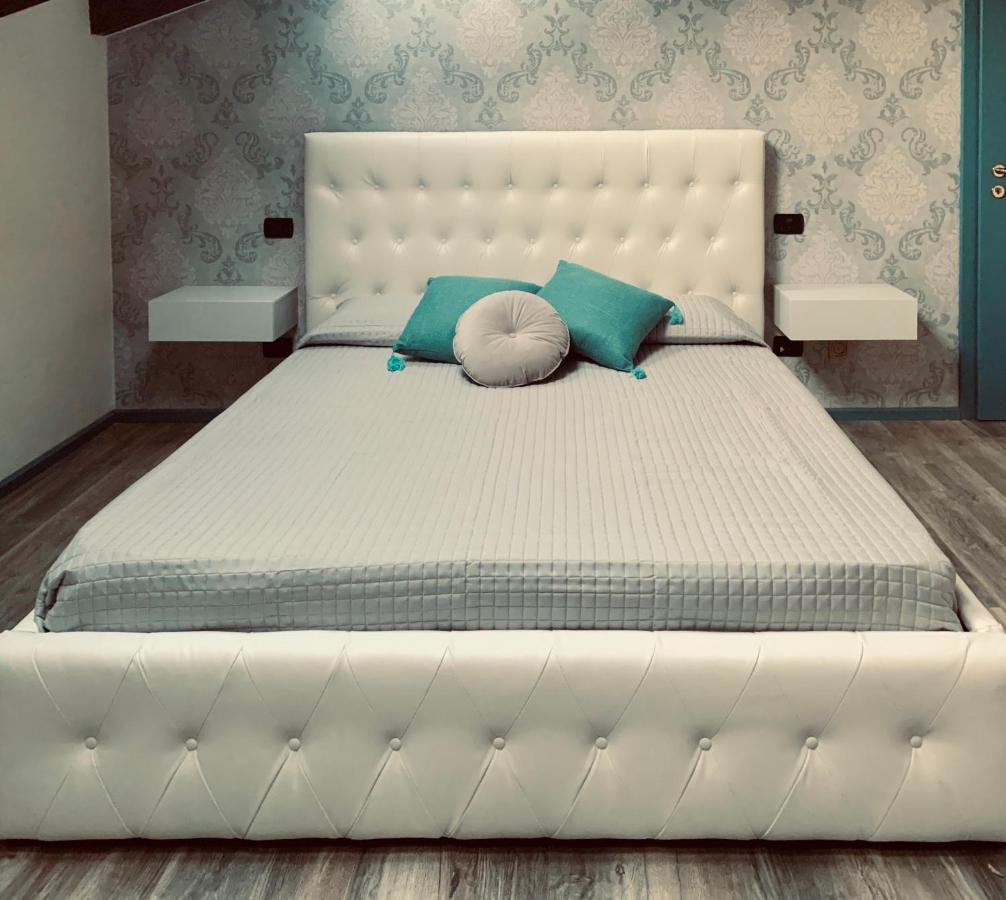 Villa Zanina Sonia Apartment Пескиера дел Гарда Екстериор снимка