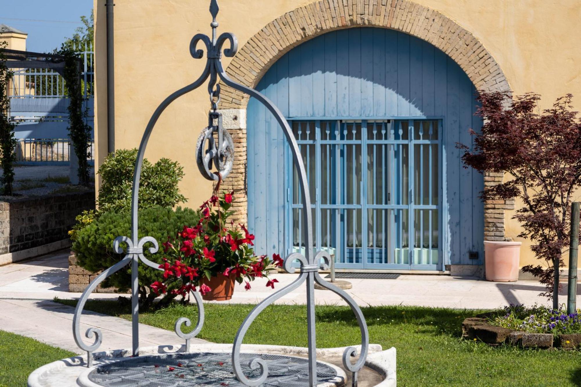 Villa Zanina Sonia Apartment Пескиера дел Гарда Екстериор снимка
